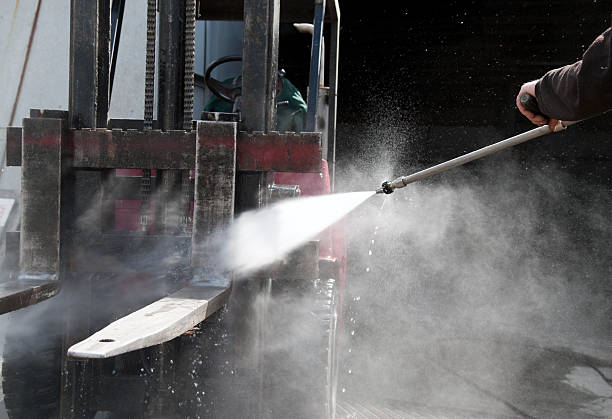 Best Roof Washing  in Loveland Park, OH